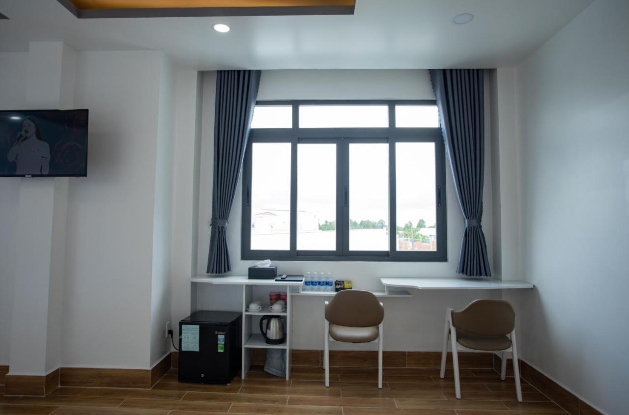 Aoc Hotel Cao Lãnh Екстериор снимка